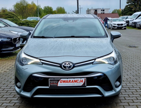 Toyota Avensis cena 59900 przebieg: 161000, rok produkcji 2016 z Wleń małe 232